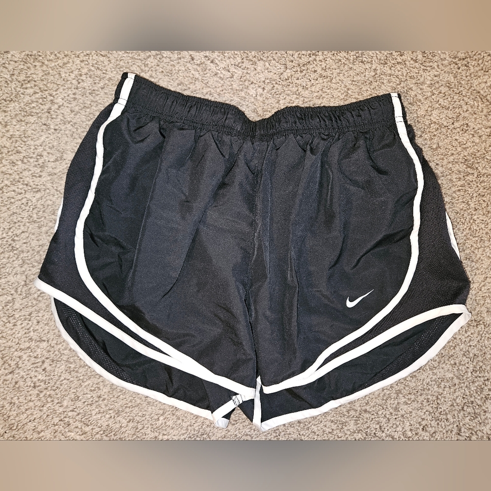 Nike Tempo Short